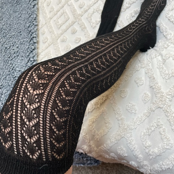 Urban Outfitters Over-the-knee Socks - Picture 4 of 4